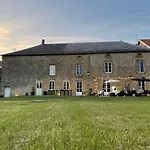 Bed & Breakfast Maison Longue De La Cassine Vendresse