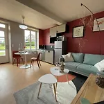Maison Longue De La Cassine Bed & Breakfast 4*