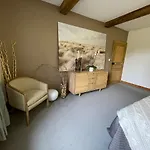 Maison Longue De La Cassine Bed & Breakfast Vendresse