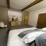 Bed & Breakfast Maison Longue De La Cassine