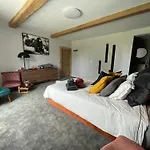 Bed & Breakfast Maison Longue De La Cassine 4*