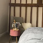 Maison Longue De La Cassine Bed & Breakfast Vendresse
