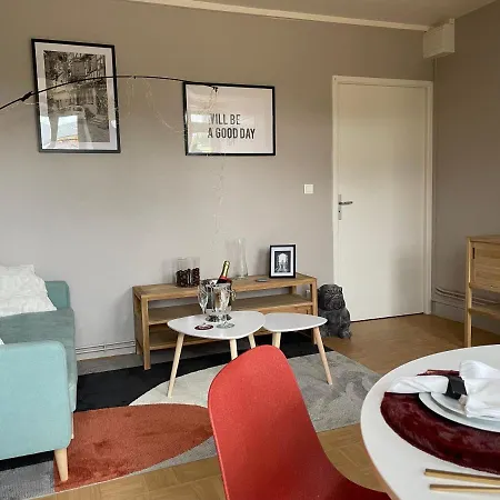 Maison Longue De La Cassine Bed & Breakfast