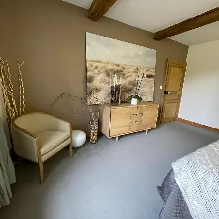 Maison Longue De La Cassine Bed & Breakfast Vendresse