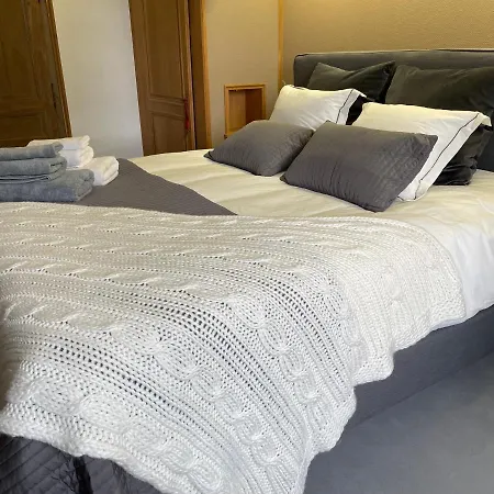 Maison Longue De La Cassine