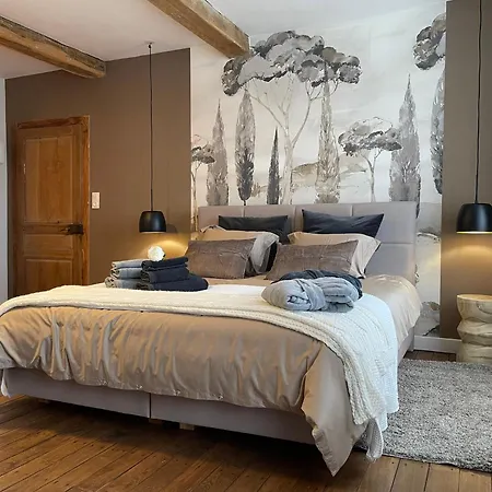 Bed and breakfast Maison Longue De La Cassine