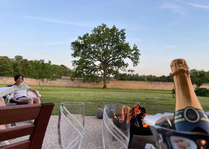 Maison Longue De La Cassine B&B 4*