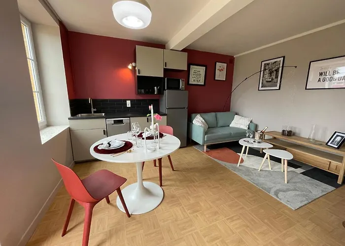 Maison Longue De La Cassine B&B