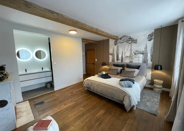 B&B Maison Longue De La Cassine 4*